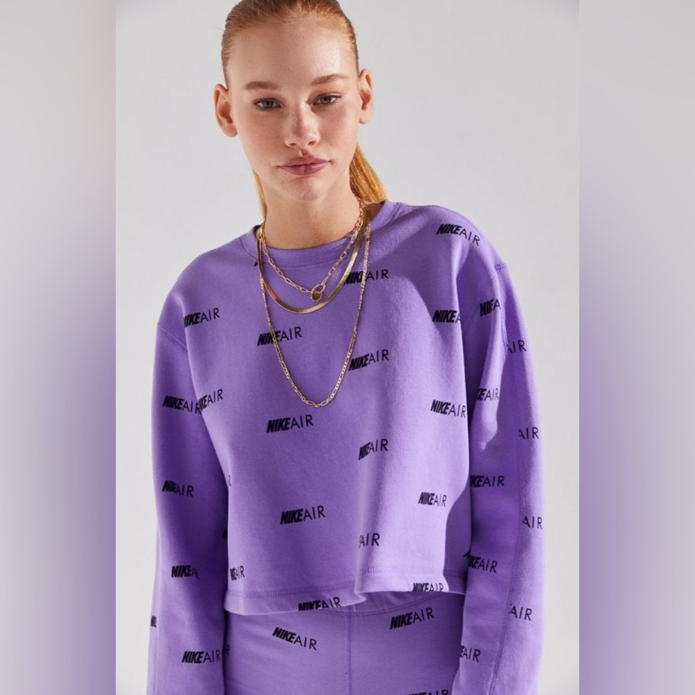 Nike 💜💜💜Women's Crop Sweatshirt & Leggings Set Size M PRELOVED